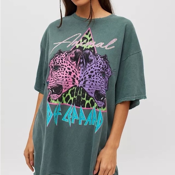 Urban Outfitters Def Leppard Double Animal T-Shirt Dress SOLD OUT - Picture 6 of 6